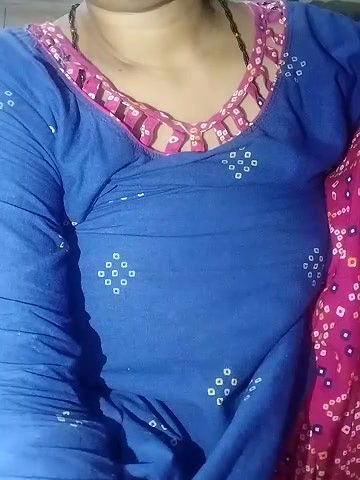 Stripchat-Public.Show-c-Sexynageena-2025.04.14.230010