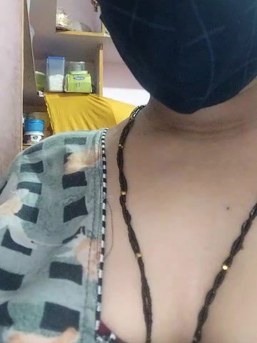 Stripchat-Public.Show-c-Sexynageena-2025.04.21.013713