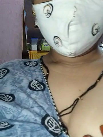 Stripchat-Public.Show-c-Sexynageena-2025.05.01.002238