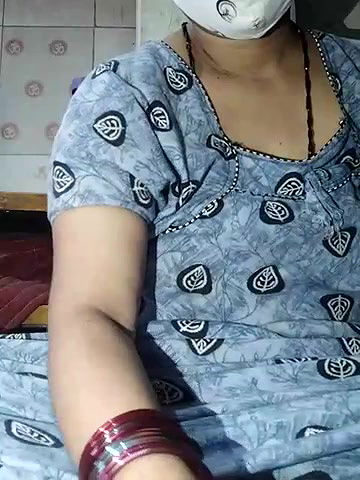 Stripchat-Public.Show-c-Sexynageena-2025.05.01.012615