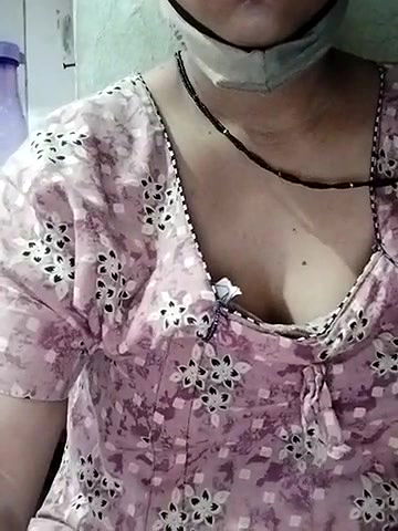 Stripchat-Public.Show-c-Sexynageena-2025.05.03.021605