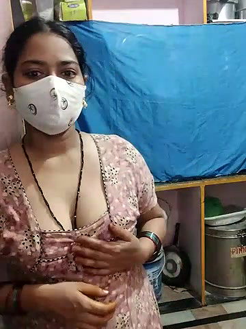 Stripchat-Public.Show-c-Sexynageena-2025.05.04.003339