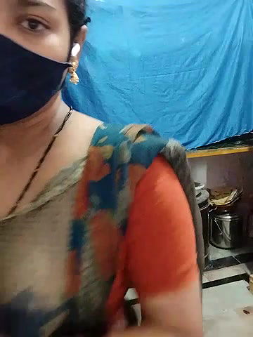 Stripchat-Public.Show-c-Sexynageena-2025.05.05.010521