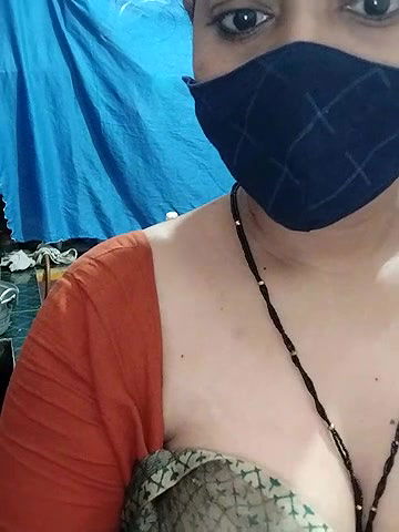 Stripchat-Public.Show-c-Sexynageena-2025.05.05.010521