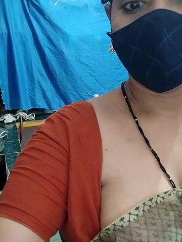 Stripchat-Public.Show-c-Sexynageena-2025.05.05.010730