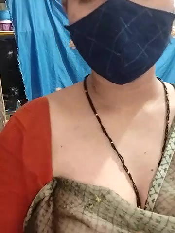 Stripchat-Public.Show-c-Sexynageena-2025.05.05.010730