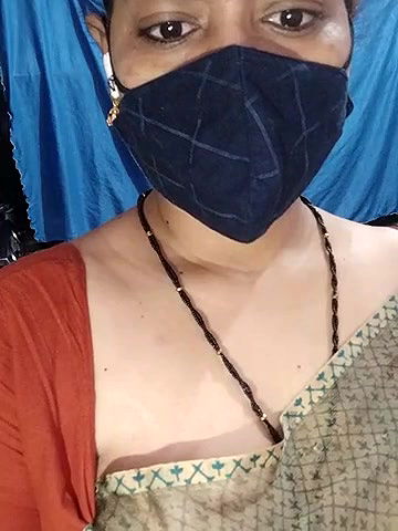 Stripchat-Public.Show-c-Sexynageena-2025.05.05.014304