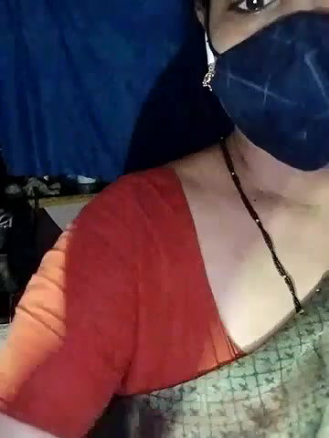 Stripchat-Public.Show-c-Sexynageena-2025.05.05.023255