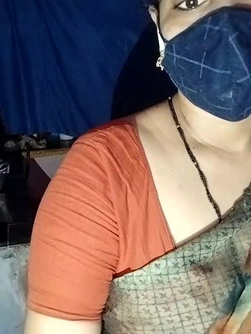 Stripchat-Public.Show-c-Sexynageena-2025.05.05.023255