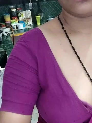 Stripchat-Public.Show-c-Sexynageena-2025.05.06.025224