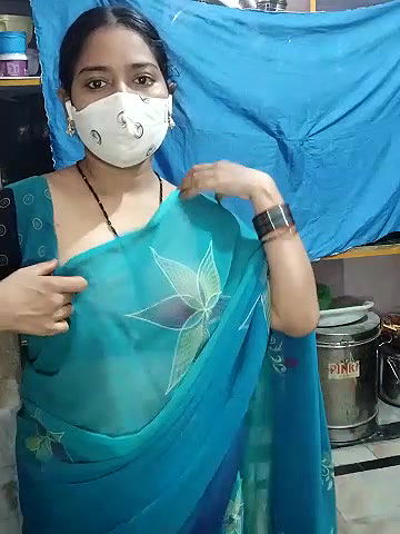 Stripchat-Public.Show-c-Sexynageena-2025.05.06.190657