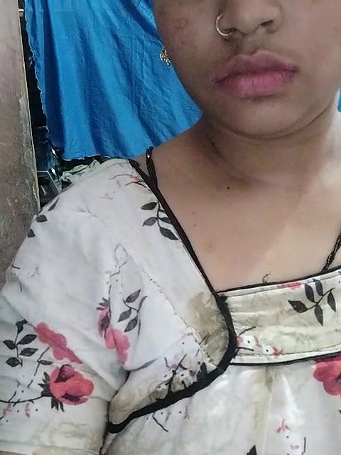 Stripchat-Public.Show-c-Sexynageena-2025.05.08.022727