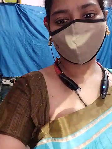 Stripchat-Public.Show-c-Sexynageena-2025.05.08.182550