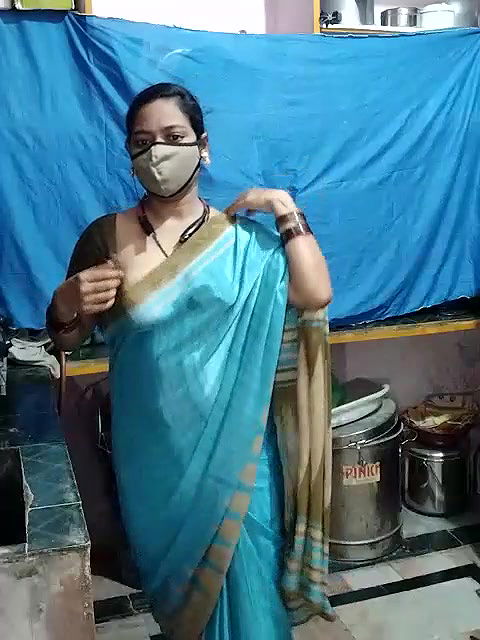 Stripchat-Public.Show-c-Sexynageena-2025.05.08.182801