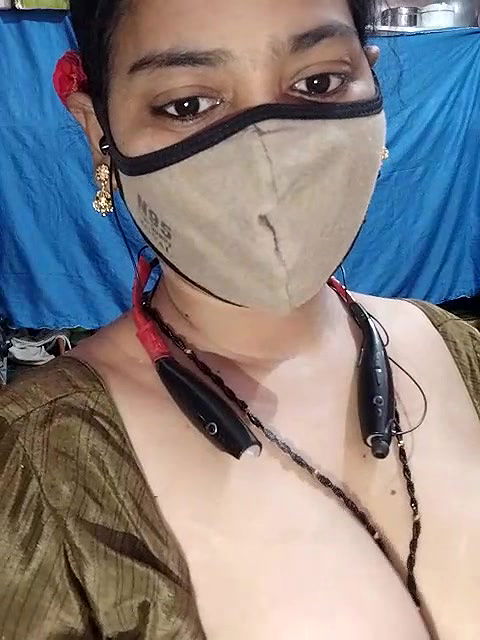 Stripchat-Public.Show-c-Sexynageena-2025.05.08.182801