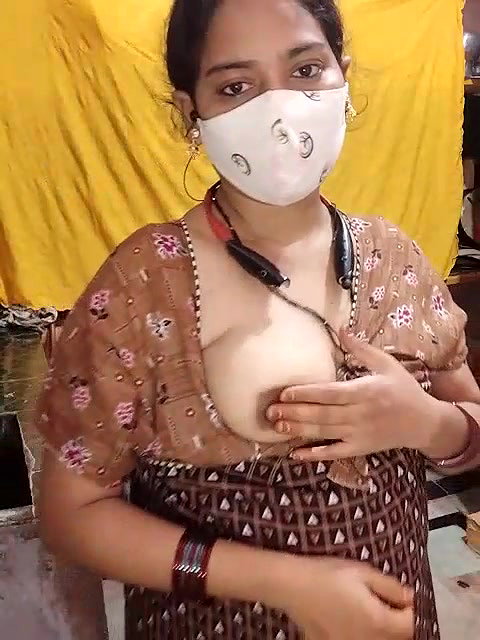Stripchat-Public.Show-c-Sexynageena-2025.05.09.180343