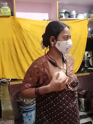 Stripchat-Public.Show-c-Sexynageena-2025.05.10.001115