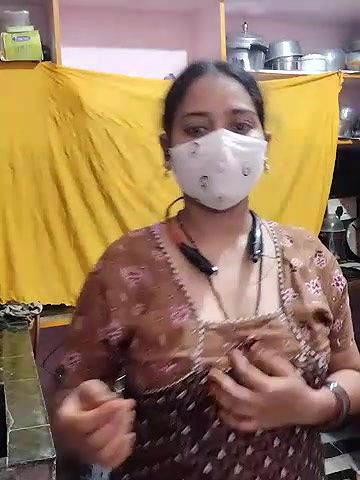 Stripchat-Public.Show-c-Sexynageena-2025.05.10.001115