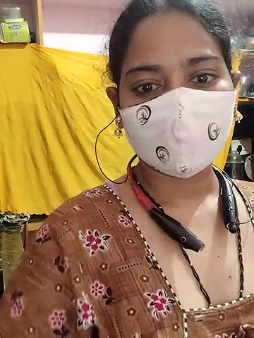 Stripchat-Public.Show-c-Sexynageena-2025.05.10.001115