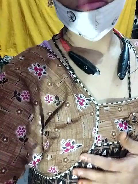 Stripchat-Public.Show-c-Sexynageena-2025.05.10.003128