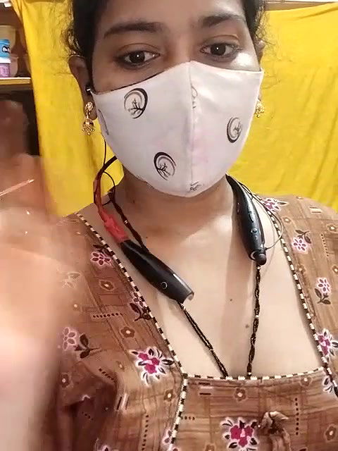 Stripchat-Public.Show-c-Sexynageena-2025.05.10.011800