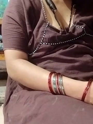 Stripchat-Public.Show-c-Sexynageena-2025.05.11.002832