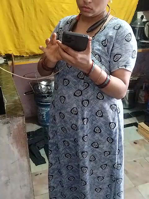 Stripchat-Public.Show-c-Sexynageena-2025.05.12.020337