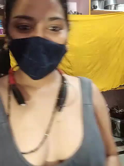 Stripchat-Public.Show-c-Sexynageena-2025.05.12.174517