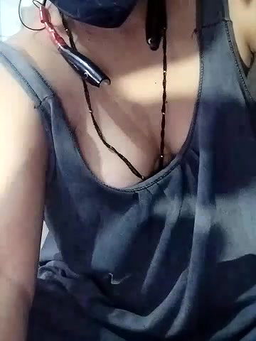 Stripchat-Public.Show-c-Sexynageena-2025.05.13.013943