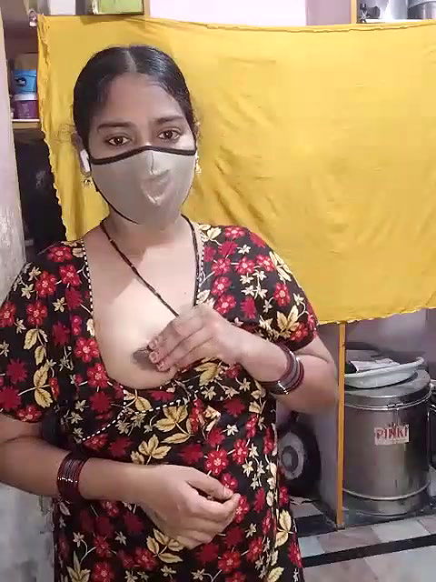 Stripchat-Public.Show-c-Sexynageena-2025.05.13.180001