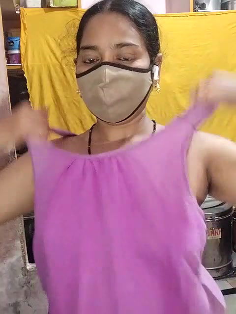 Stripchat-Public.Show-c-Sexynageena-2025.05.13.180001