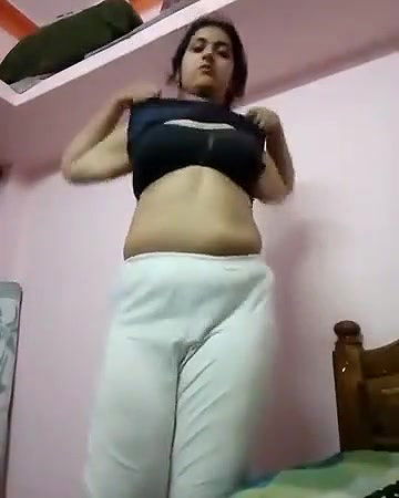 Telugu Wife Showing Her Nude Body