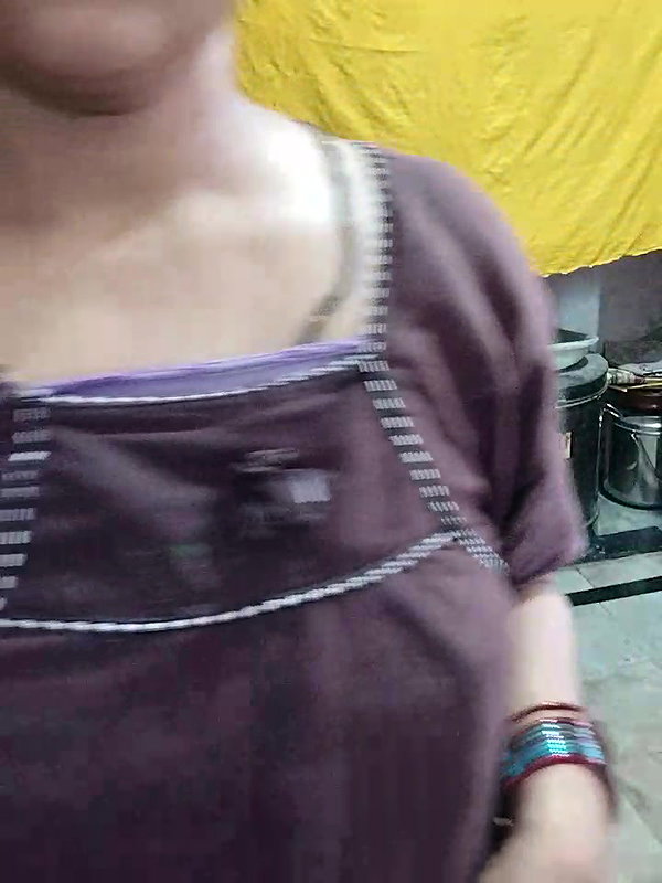 Stripchat-Public.Show-c-Sexynageena-2025.05.15.020320