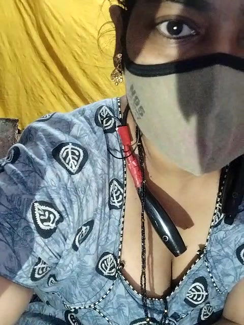 Stripchat-Public.Show-c-Sexynageena-2025.05.15.180417