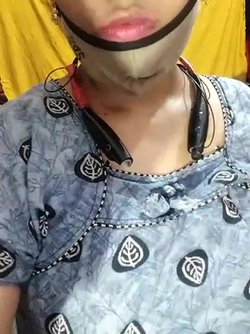 Stripchat-Public.Show-c-Sexynageena-2025.05.15.183151