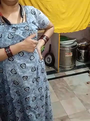 Stripchat-Public.Show-c-Sexynageena-2025.05.16.003617