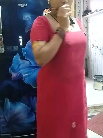 Stripchat-Public.Show-c-Sexynageena-2025.05.17.003240