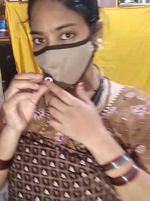 Stripchat-Public.Show-c-Sexynageena-2025.05.17.174803