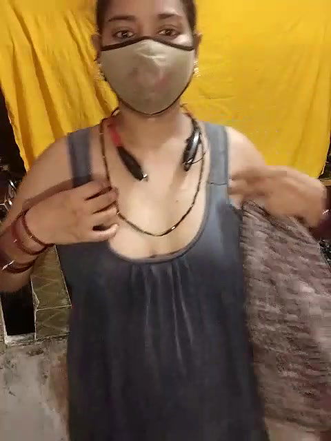 Stripchat-Public.Show-c-Sexynageena-2025.05.17.174803