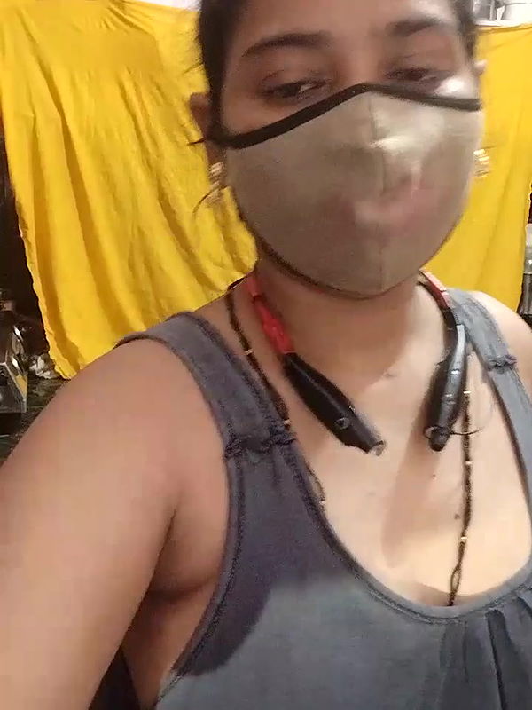 Stripchat-Public.Show-c-Sexynageena-2025.05.17.185414