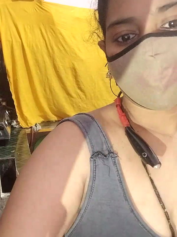 Stripchat-Public.Show-c-Sexynageena-2025.05.17.185414