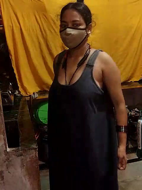 Stripchat-Public.Show-c-Sexynageena-2025.05.18.004400