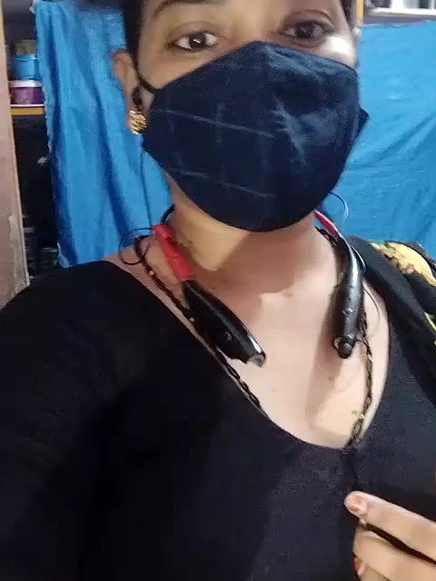 Stripchat-Public.Show-c-Sexynageena-2025.05.18.173845