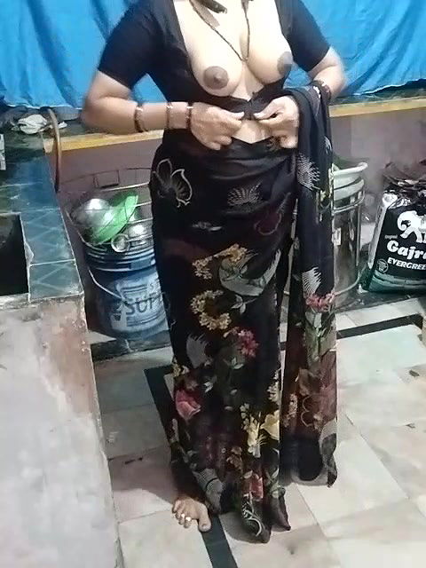 Stripchat-Public.Show-c-Sexynageena-2025.05.18.181956