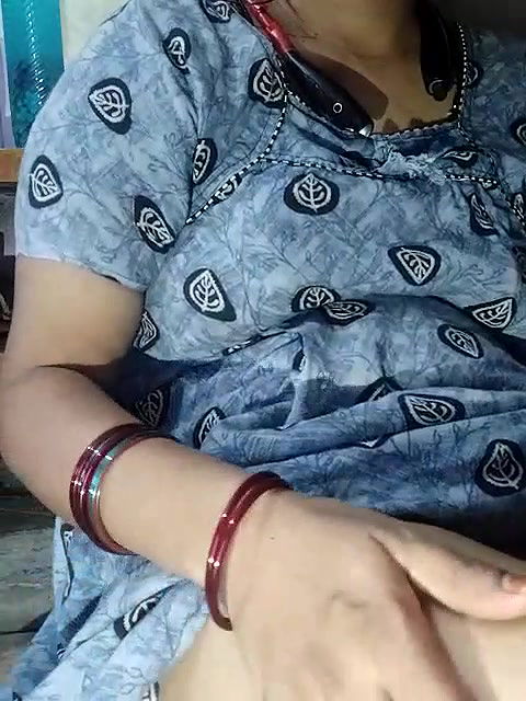 Stripchat-Public.Show-c-Sexynageena-2025.05.19.015635