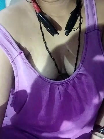 Stripchat-Public.Show-c-Sexynageena-2025.05.19.190245