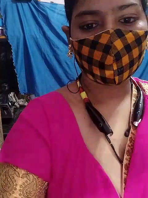 Stripchat-Public.Show-c-Sexynageena-2025.05.21.175015