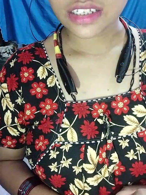 Stripchat-Public.Show-c-Sexynageena-2025.05.22.023902