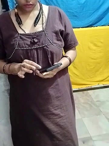Stripchat-Public.Show-c-Sexynageena-2025.05.22.193021