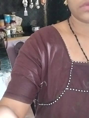 Stripchat-Public.Show-c-Sexynageena-2025.05.23.025947